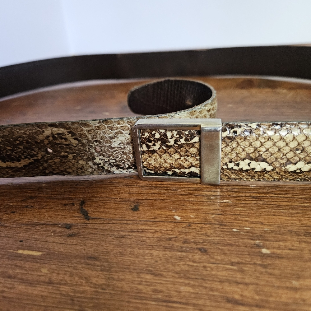 Vintage Vibora Snakeskin Belt With Metal Buckle - Picture 5 of 6